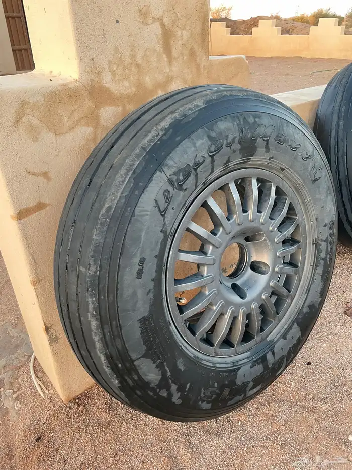 جنوط برايد( اسباني ) مع كفرات بالون ماكسس 2