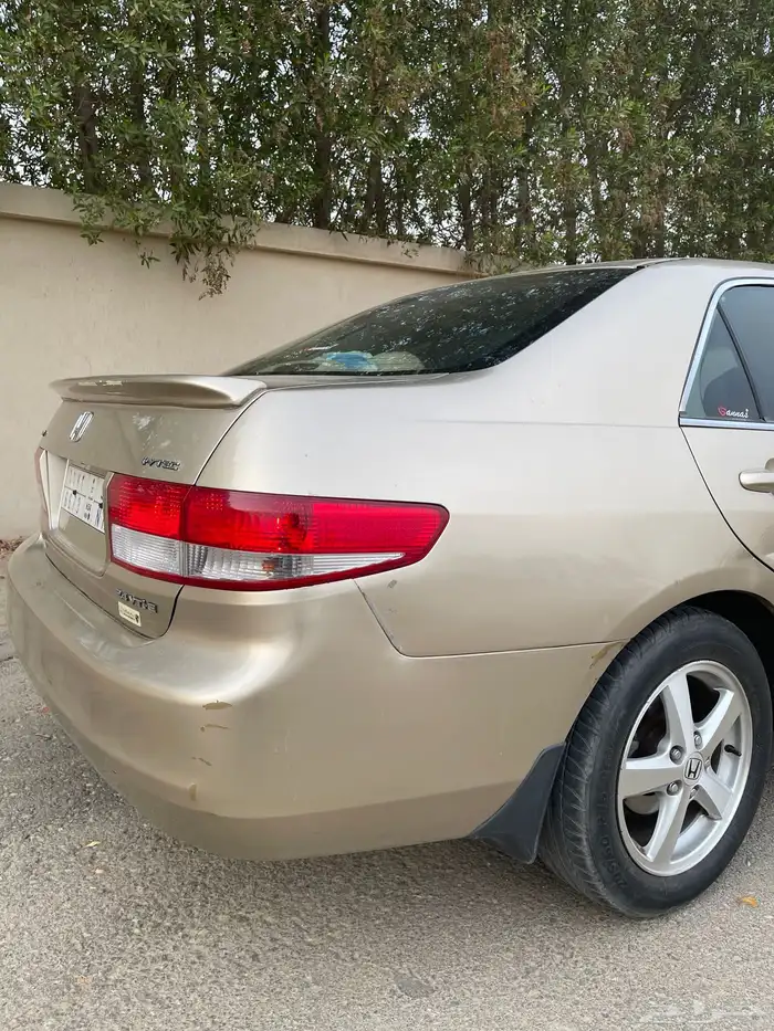 هوندا اكورد 2004 LX فل كامل 10