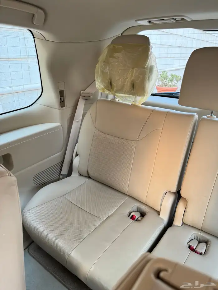 للبيع جيب لكزس LX 570 2014 S شبه الجديد 71
