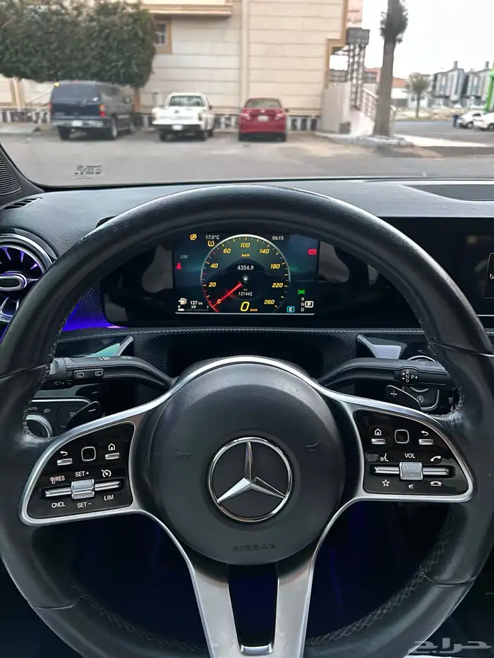 مرسيدس 2018 هاتشباك بانوراما 30