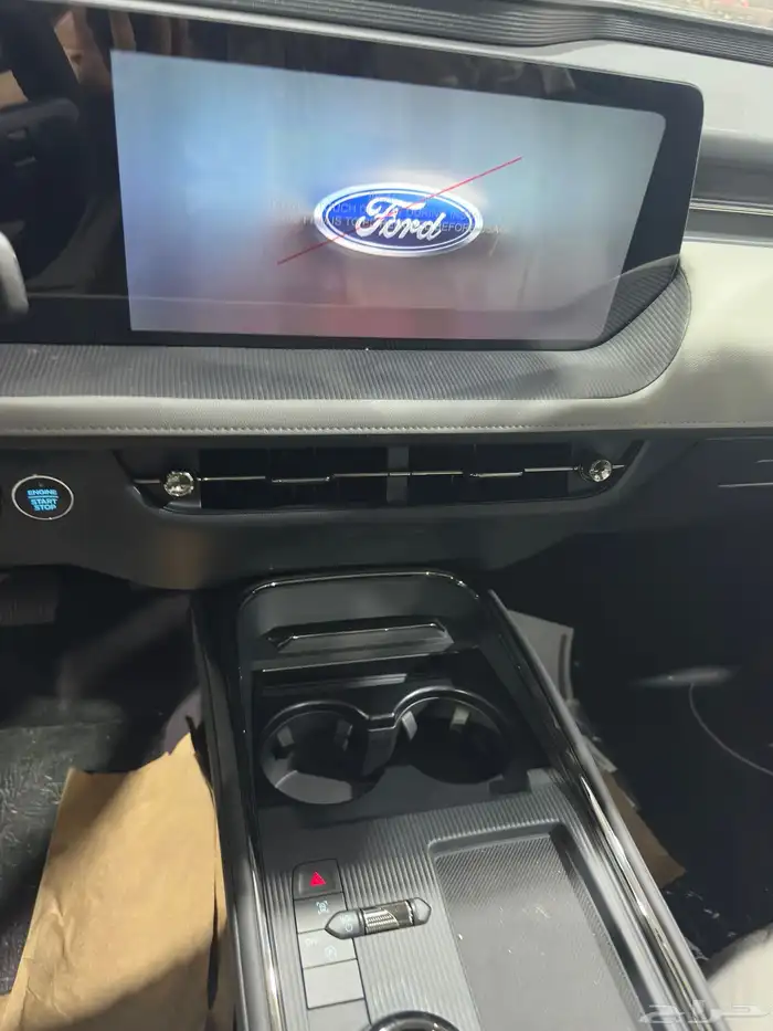 فورد تورس امبيانتي استندر 2026 ابيض اسود الناغي 18