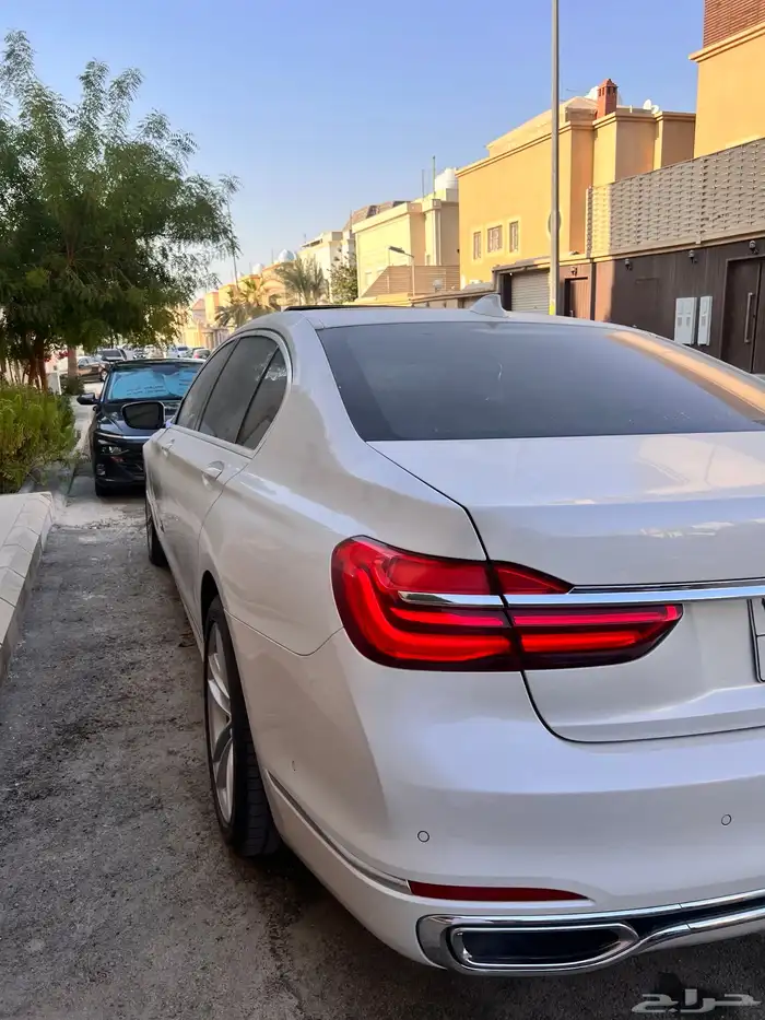 بي ام 740LI وارد الناغي 7