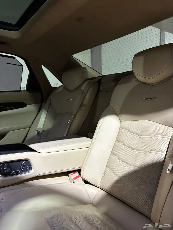 كاديلاك 2017-CT6 12
