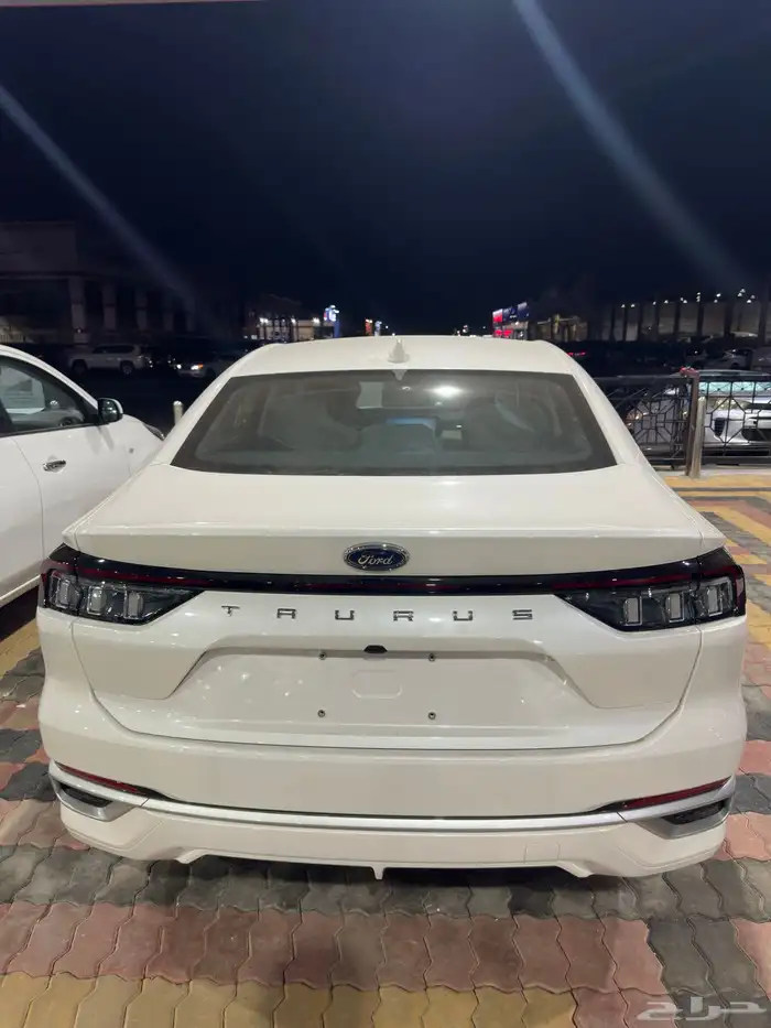 فورد تورس امبيانتي استندر 2026 ابيض اسود الناغي 5