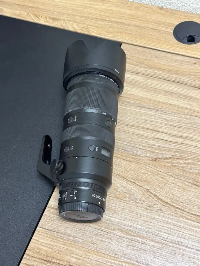 70-200 2.8 S. عدسة نيكون 2