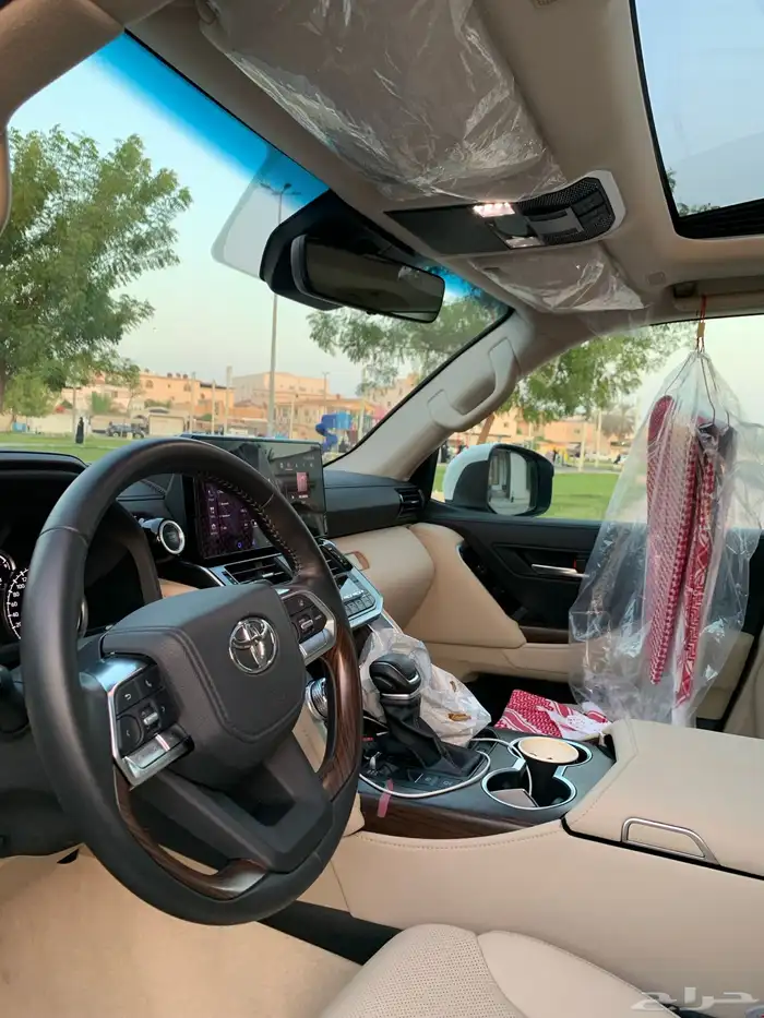 لاندكروزر فل كامل GXR L5 3