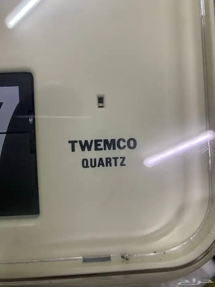 ساعة رقمية جدارية او مكتبيه Twemco QD 35 صناعة هونغ كونغ 4
