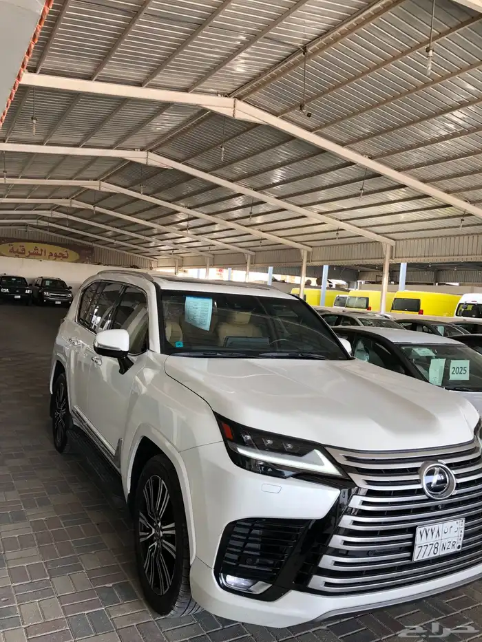 لكزس 2024 فل كامل LX600 شرط الفحص 3