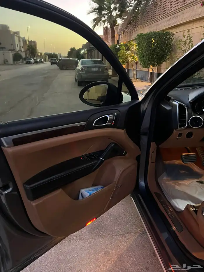 بورش  كيان نظيييفه  فل كامل8 سلندر 20