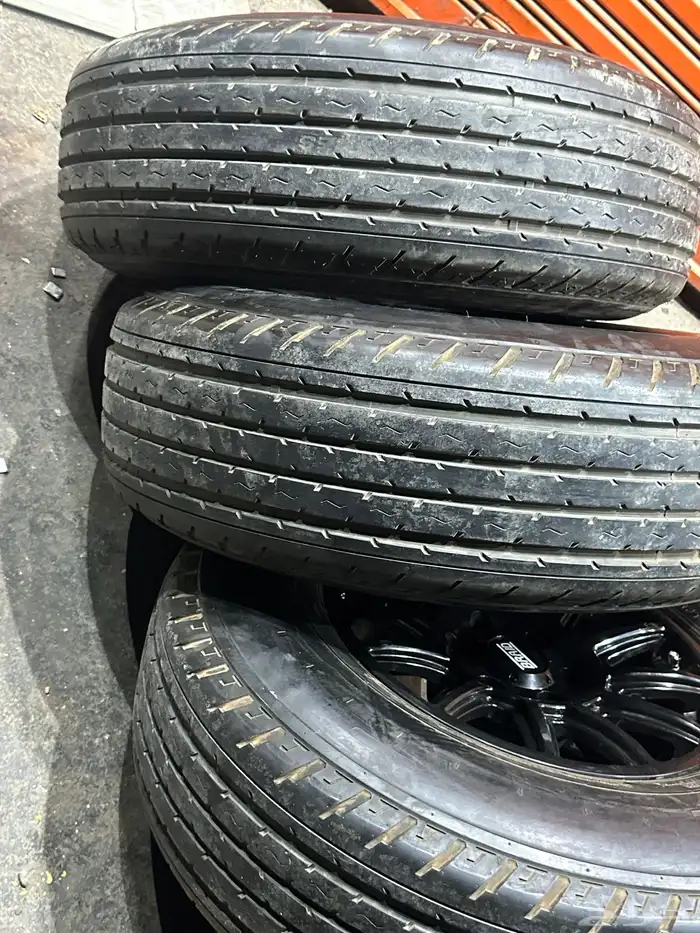 كفرات شاهين ريدنز مع جنوط برايد 6 مسمار مقاس 17 17