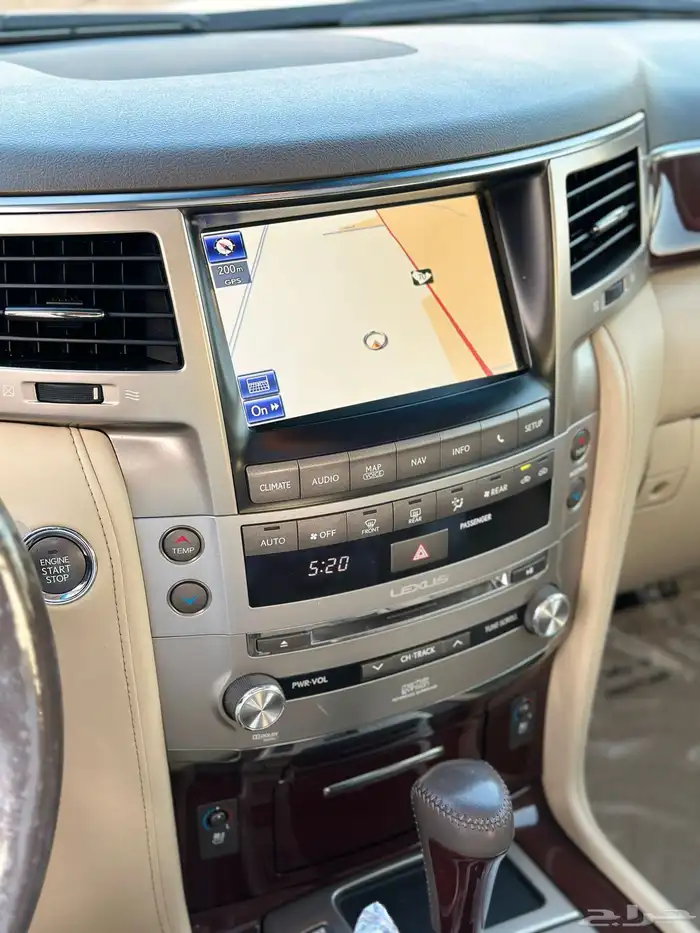 للبيع جيب لكزس LX570 DD موديل 2015 23