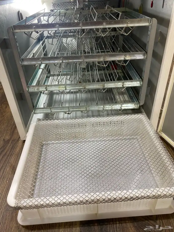 فقاسة ماركة فيم FIEM الإيطالية العالمية 3