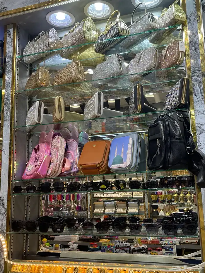 محل للتقبيل - المدينة - المنطقة المركزيه - شارع السلام 9