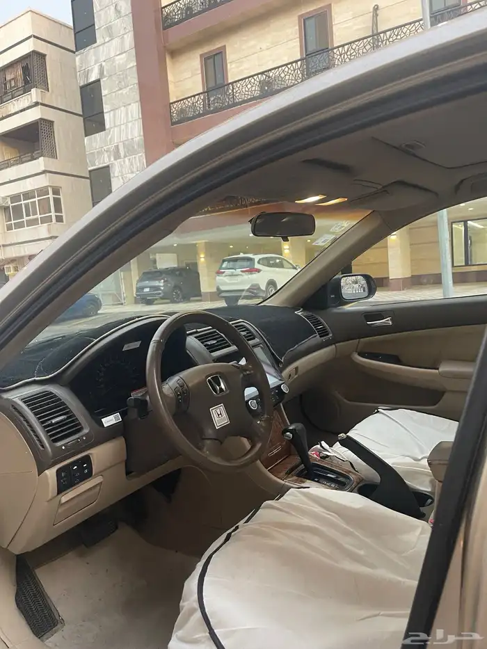 هوندا اكورد 2004 LX فل كامل 15