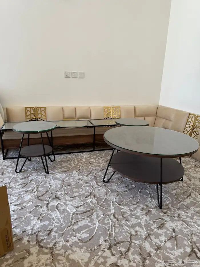 طاولات ومكتبه 0