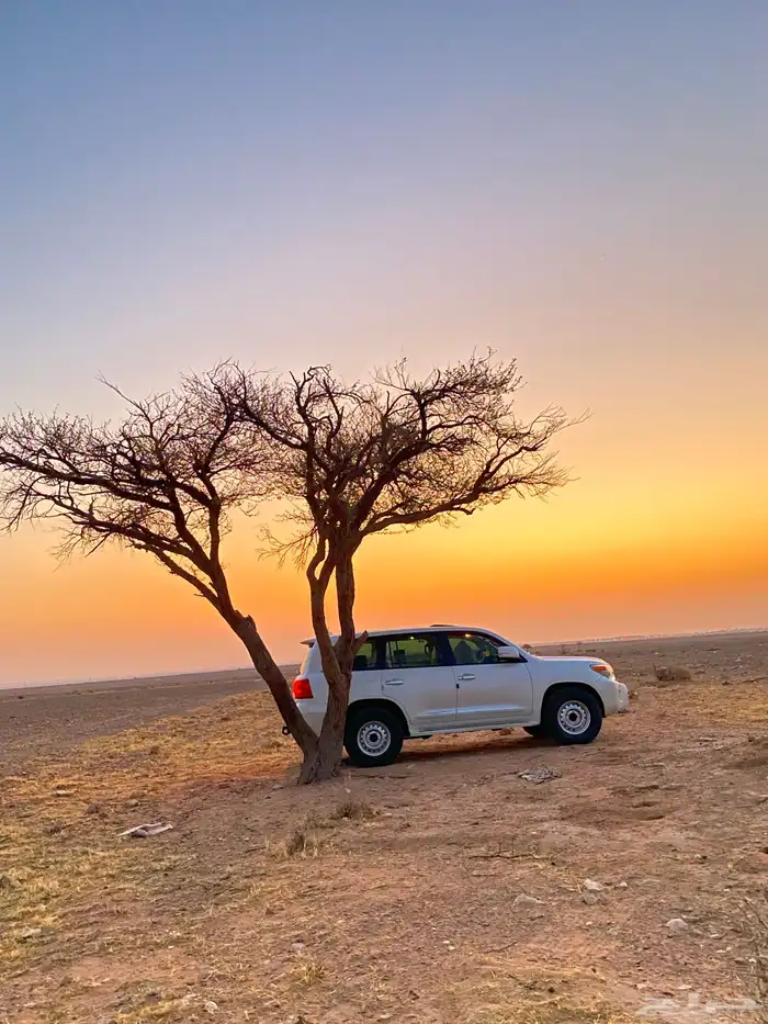 للبيع كفرات شاهين 17 تايلندي مع جنوط صيني 22