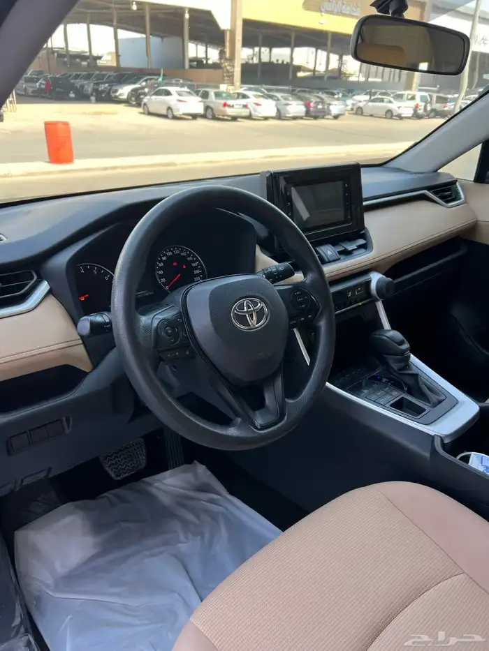 تويوتا راف فور 2022 10