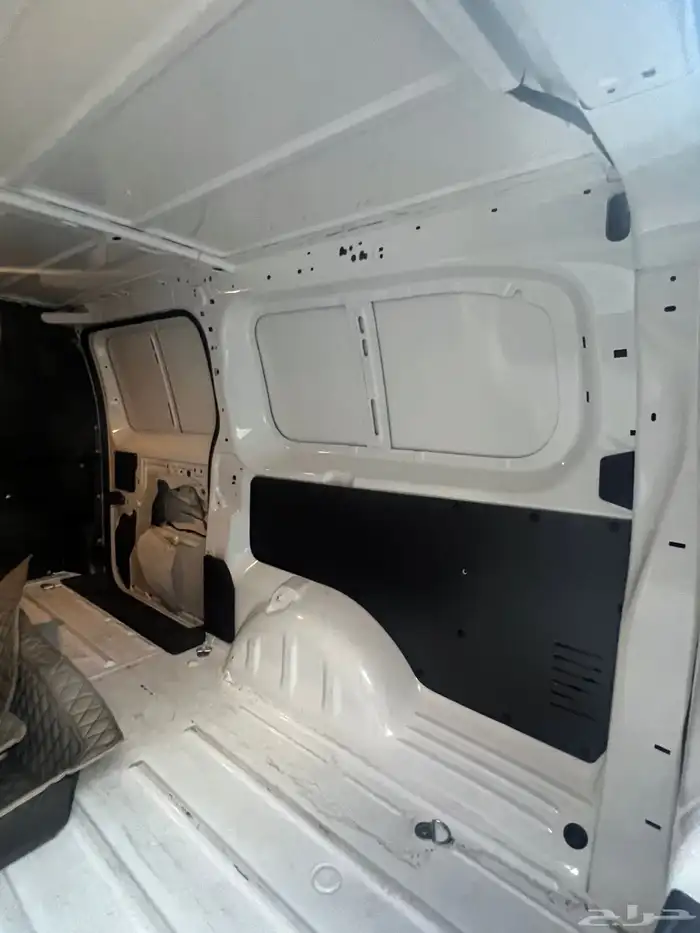 بيجو اكسبريت 2020 3