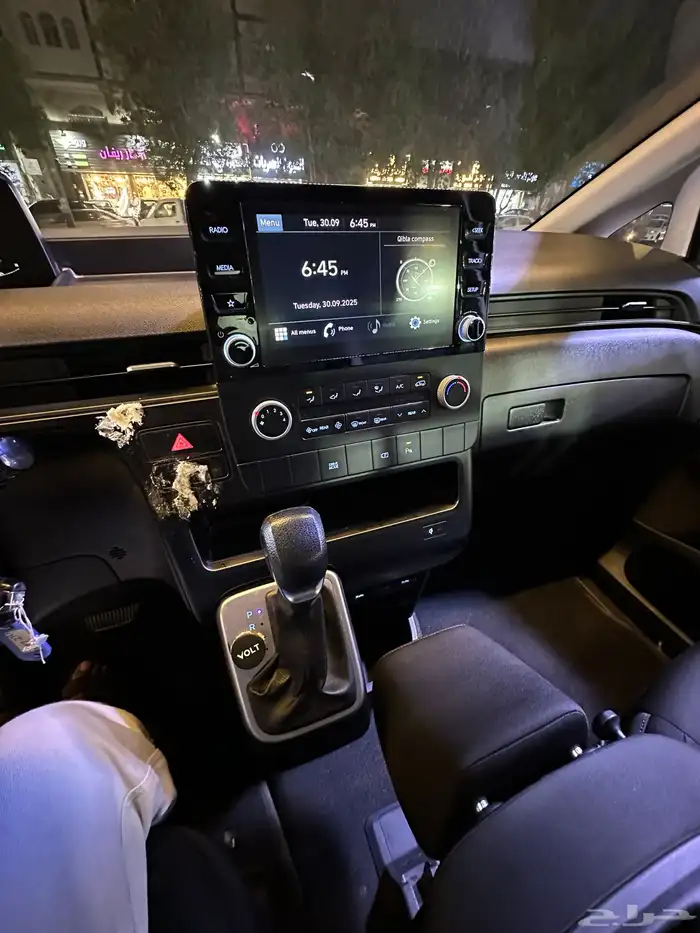 ستاريا2022 بنزين V6 3.5L 3