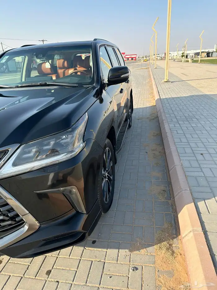 جيب لكزس اسود 2016 9