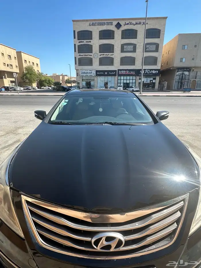 ازيرا فل كامل 2015 للبيع او البدل لون اسود 9