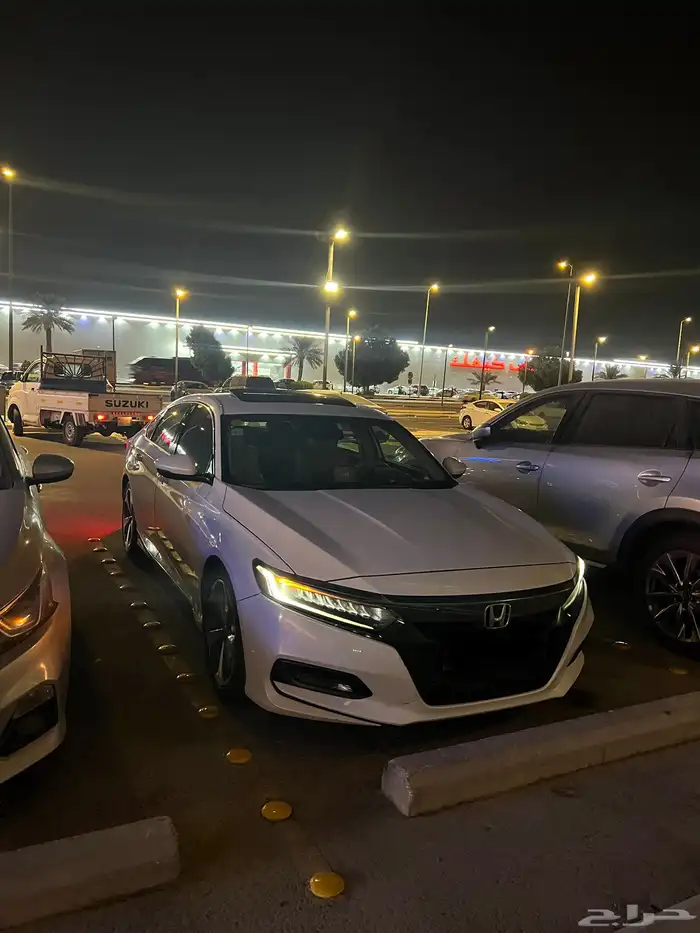 هوندا اكورد 2018 فل كامل 2.0 تون تيربو 10