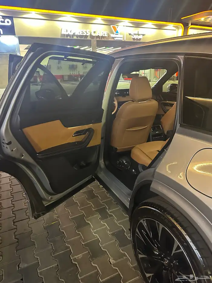 للبيع جيب مازدا 2025 فل كامل سنجنتشر بريميوم high plus 6