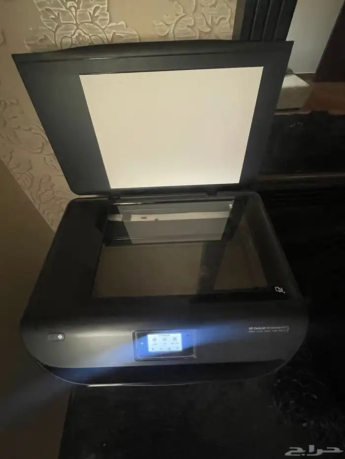 طابعة و سكانر HP 1