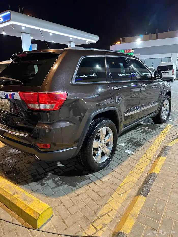 جيب جراند شيروكي اوفرلاند 2013 v8 5.7 للبيع 23