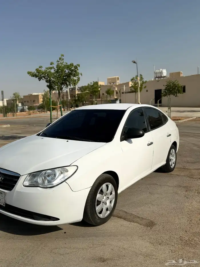 هونداي النترا 2011 Hyundai Elantra 1