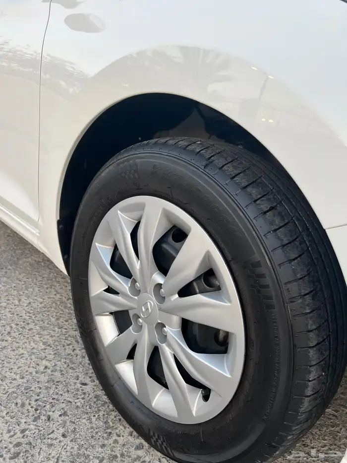 اكسنت سمارت بلس مكينه كبيره 1600 cc 10