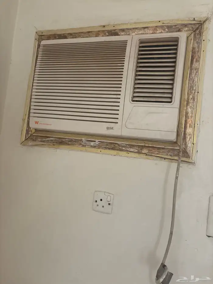 شاشه ومكيف 1