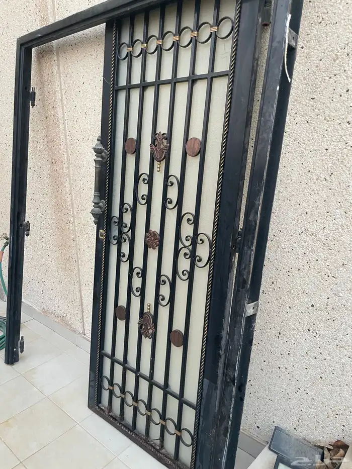 باب حديد خارجي للبيع 0
