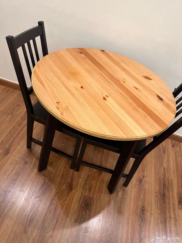 طاولة طعام 3