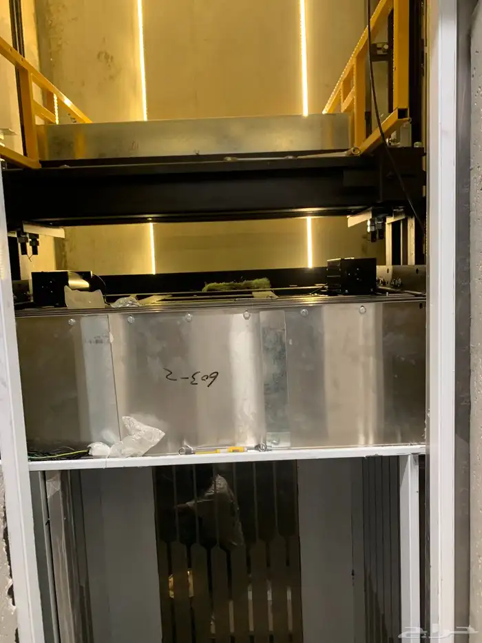 صيانه اعطال برمجه المصاعد والسلالم الكهربائية 2