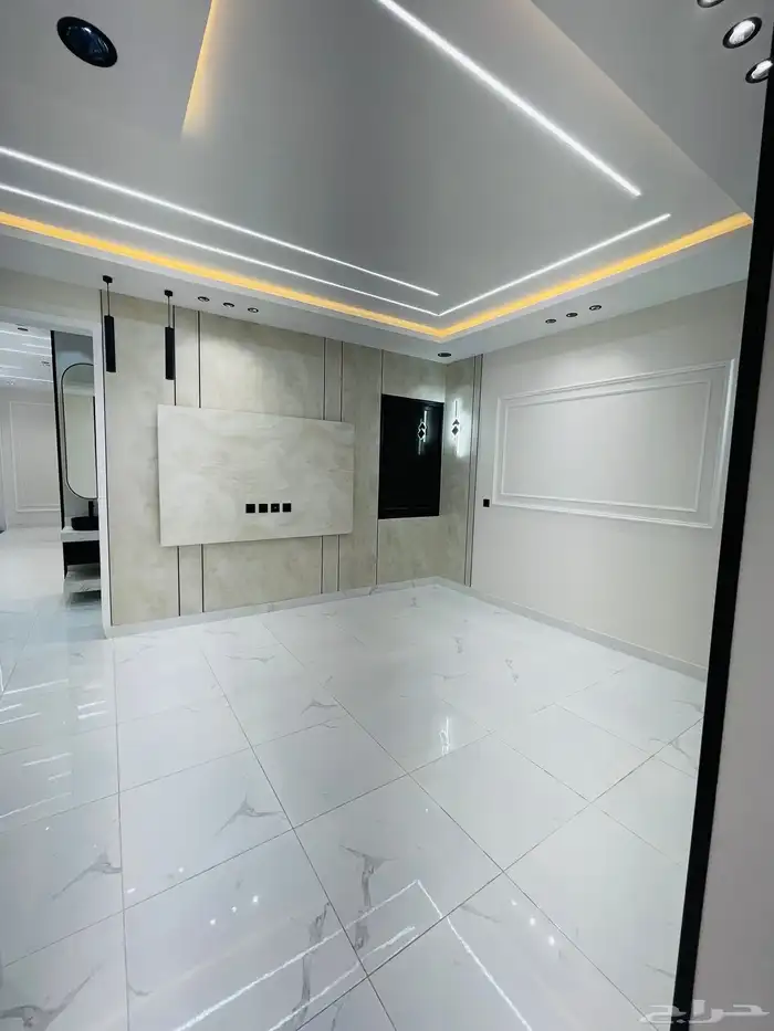 للبيع شقق علوي مع سطح مصعد راكب حي الإسكان بسعر 550 الف 13