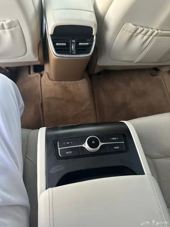 ازيرا 2020 بنزين فل كامل 25