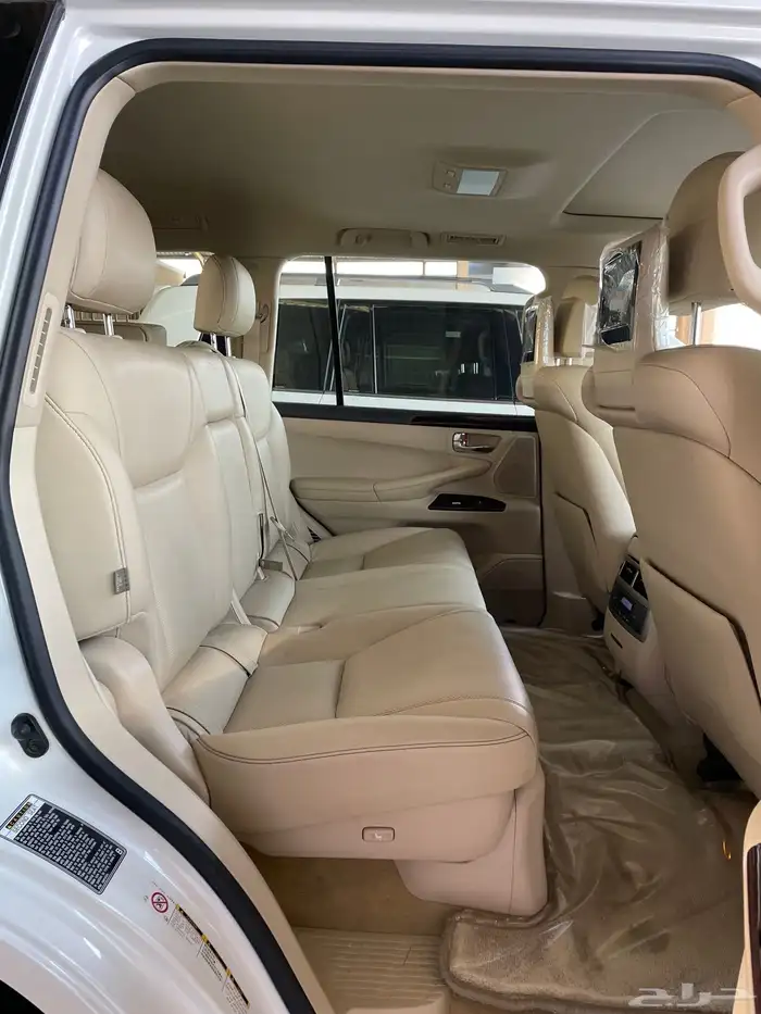 للبيع لكزس LX570 دي دي 2014 فل كامل عبداللطيف عداد 86 الف 14