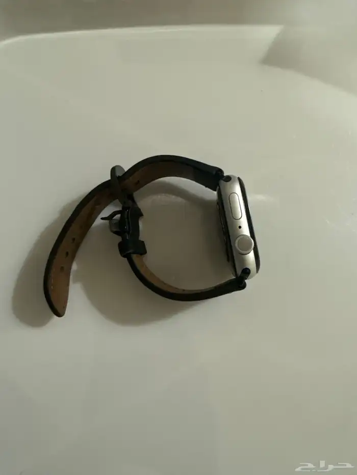ساعة ابل Apple watch (400ريال) 2