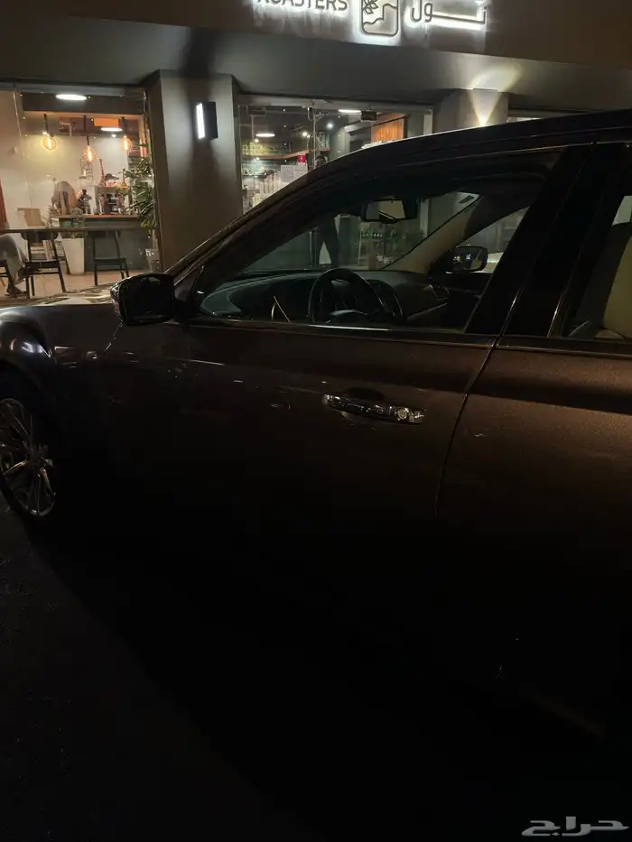 كرايسلر 300 2017 4