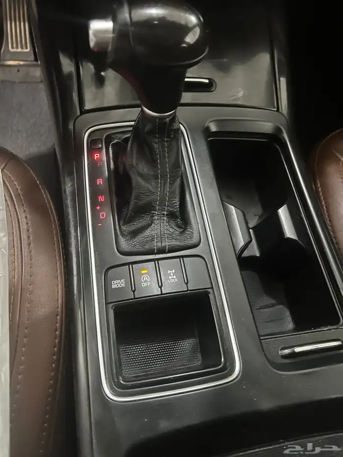 البيع سمح سورنتو 2017 ديزل 7 ركاب 3 مراتب 9