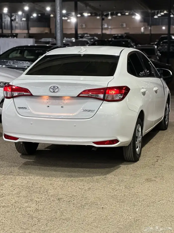 تويوتا يارس 2022 فل وكالة 3