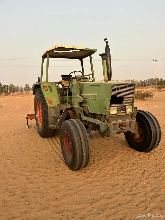 لبيع حراثه فنت 306 مع البكت ومخراش 8