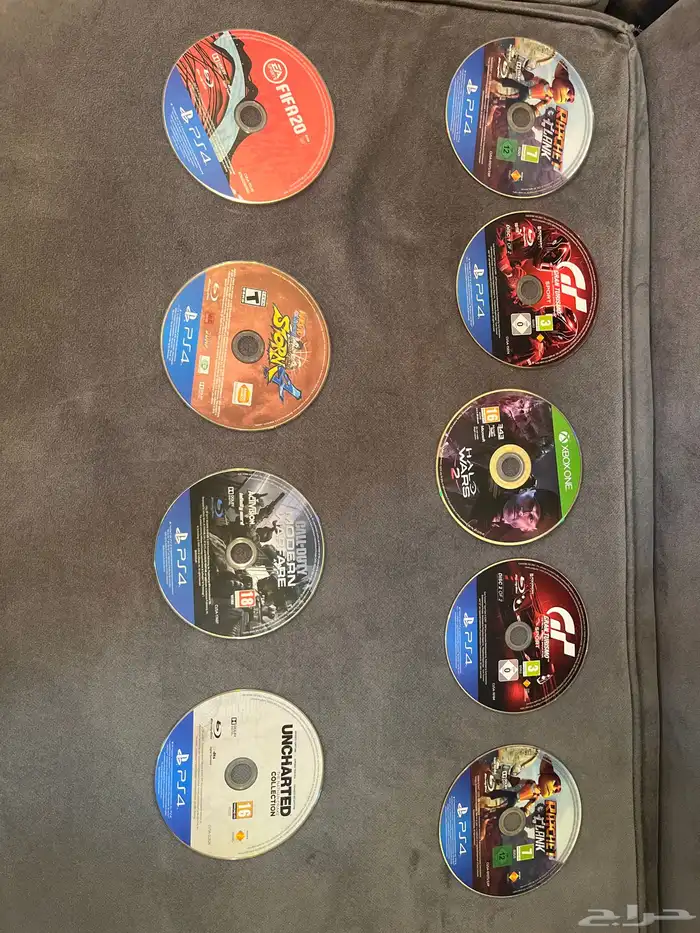 اشرطة سوني فور و اكس بوكس الي عنده رغبه فيها يتواصل معي 0