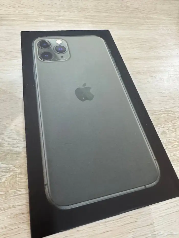 علب بوكسات اجهزة الآيفون وسامسونج وايباد 21