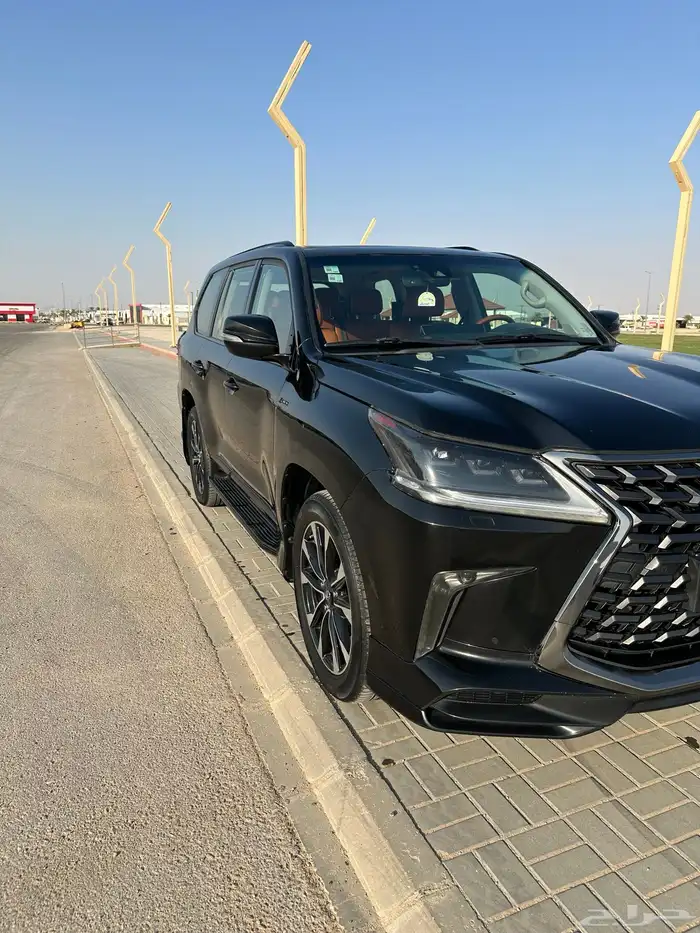 جيب لكزس اسود 2016 6