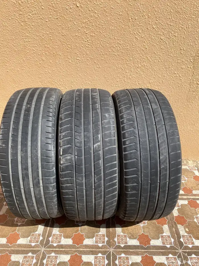 كفرات كامري 235 45 18 0