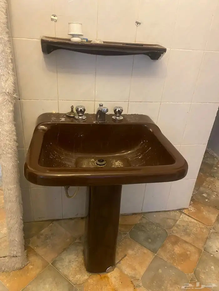 للبيع مغاسل مستعملة نظيفة 0