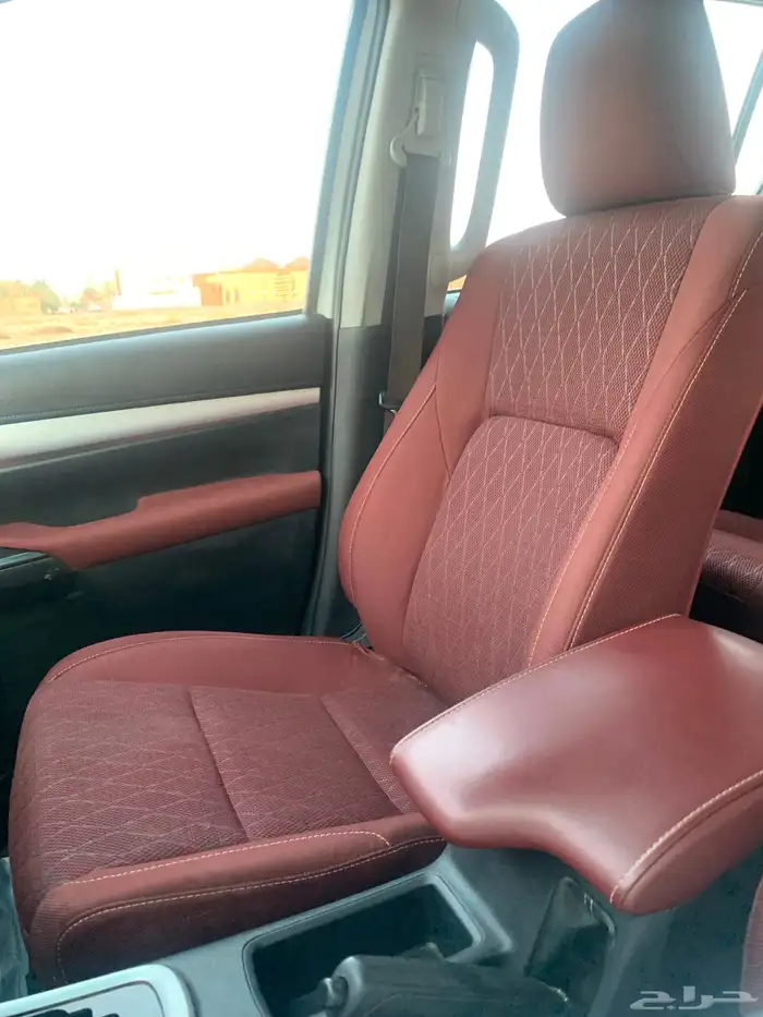 هايلوكس دبل ديزل جحم 2400 شرط 23