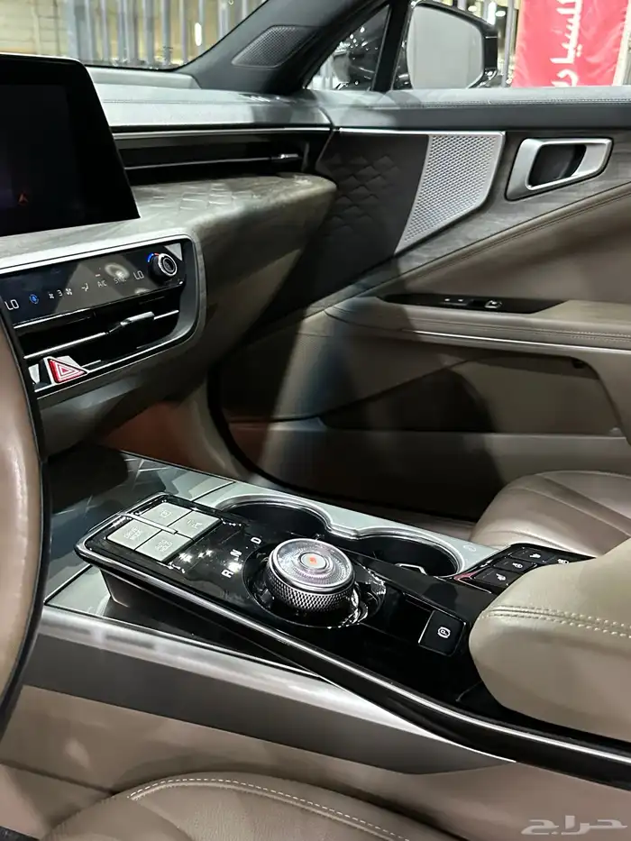 كيا K8 نص فل 2022 اسود لدى معرض(عبيد الرشيدي) 25